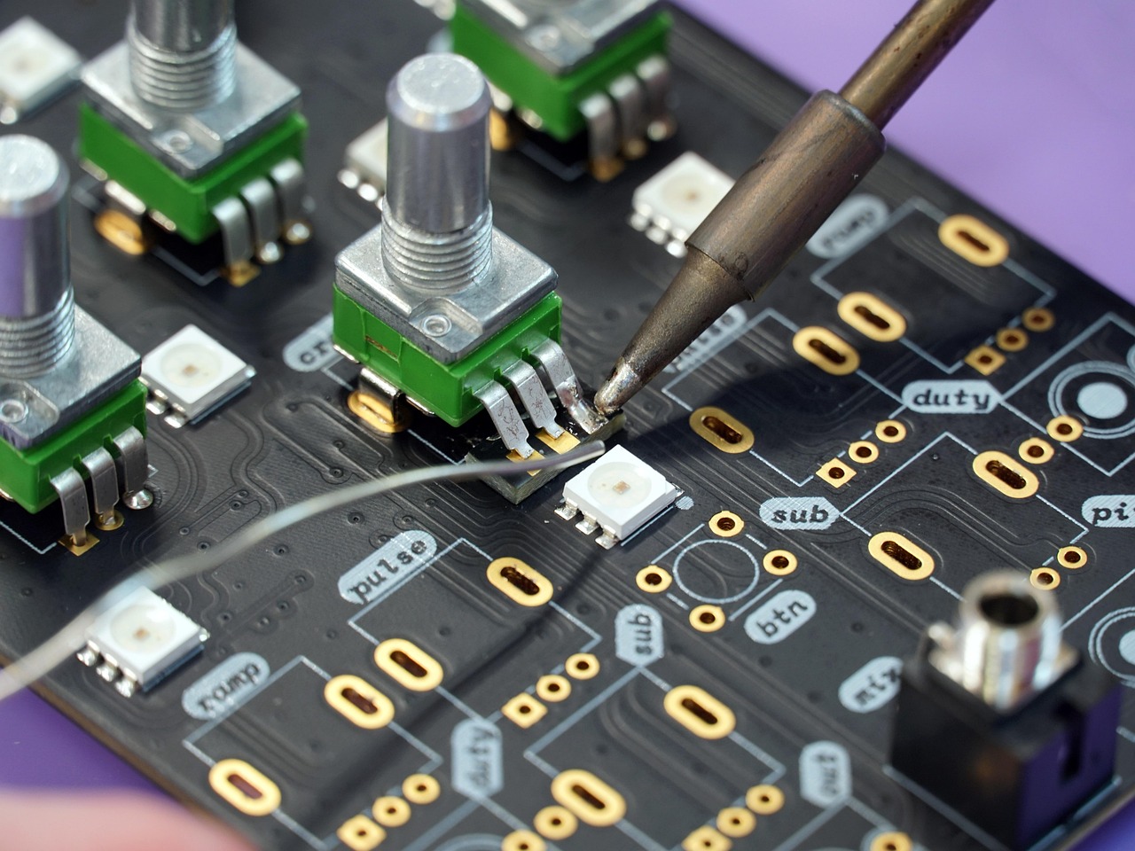 Hardware, network and infrastructure foundation apprenticeship